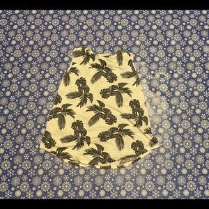 Summer shirt with leaves